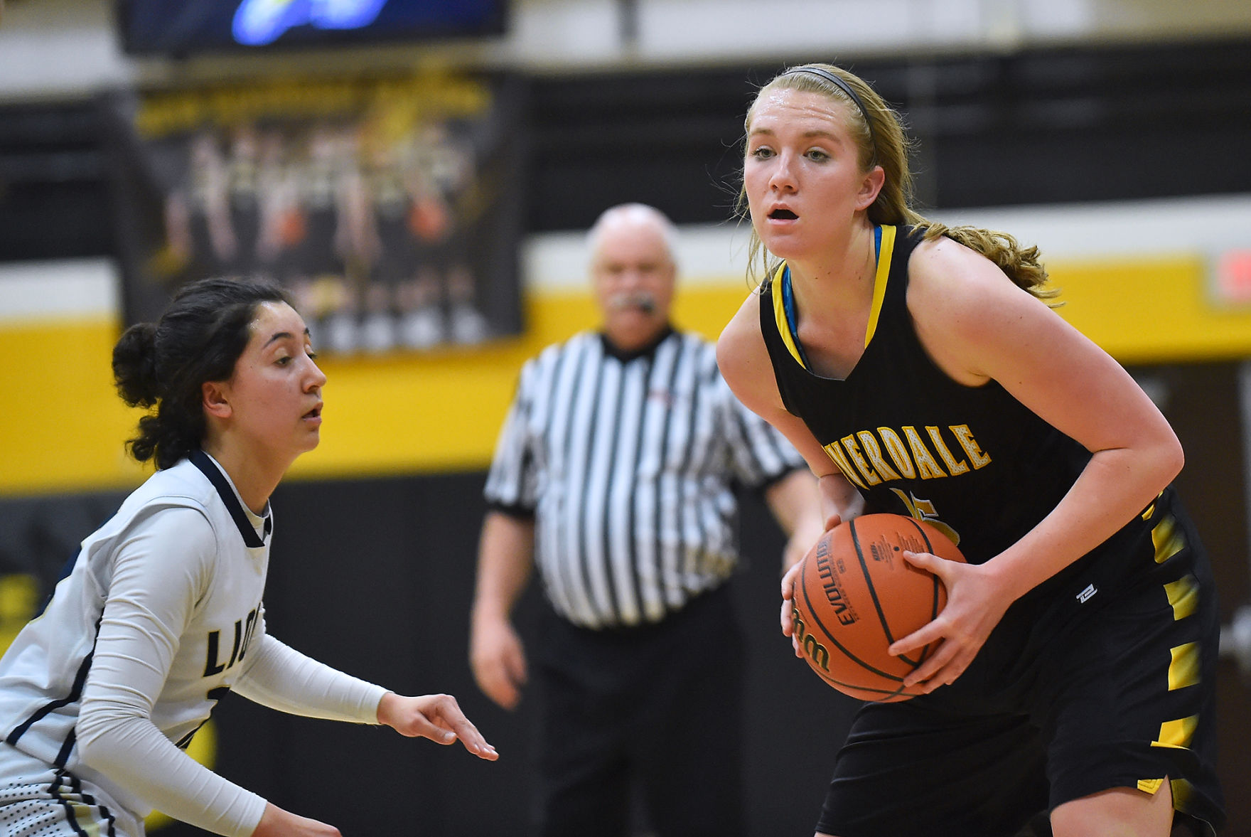 Class 2A Girls' Basketball Riverdale Regional Final: Riverdale vs. Harvest Christian